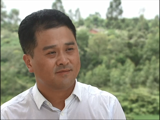 媒體采訪華興食品集團董事